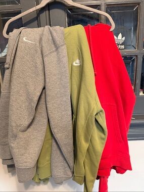 Name brand hoodie TRIO